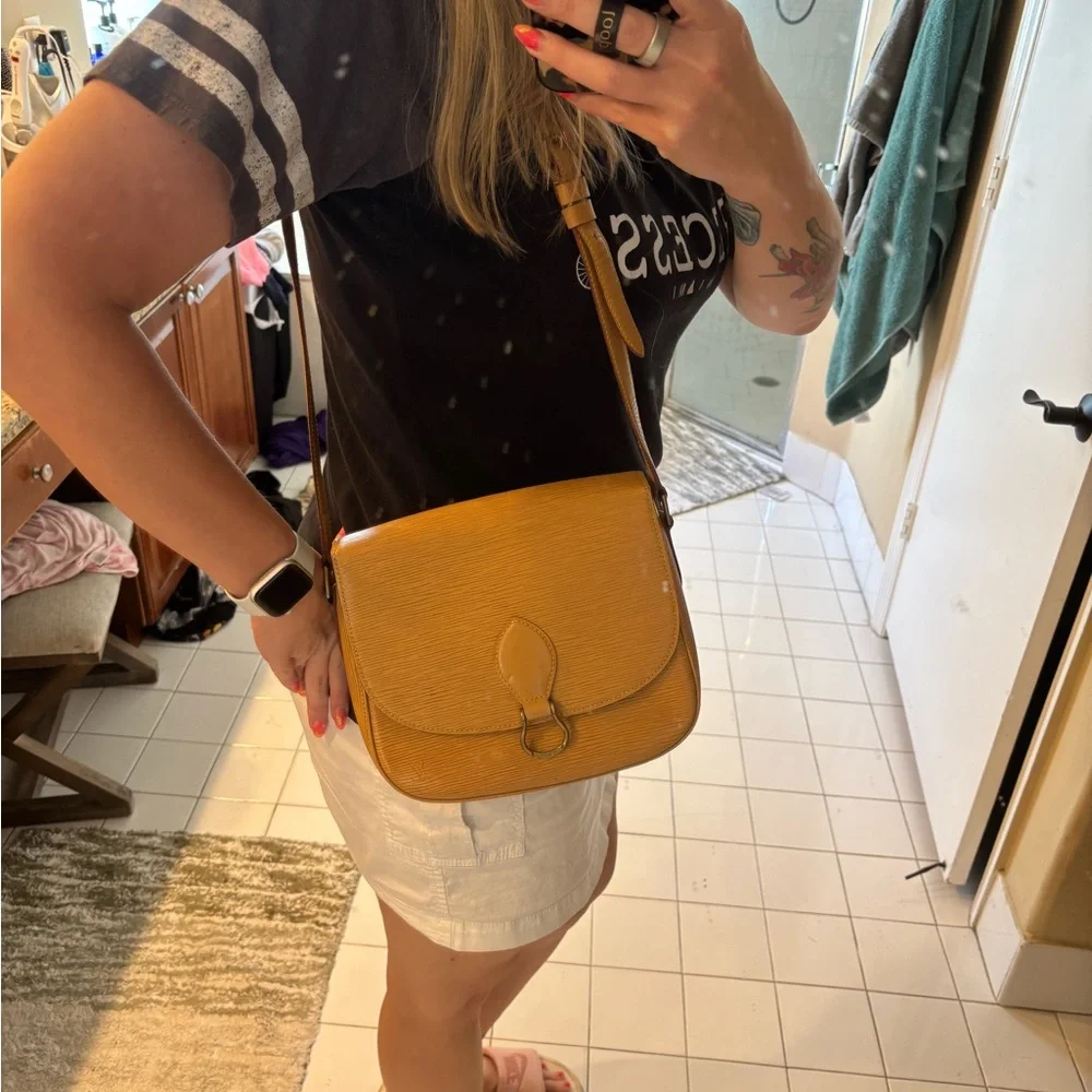 Louis Vuitton Epi Saint Cloud GM Tan Crossbody Shoulder Bag Authentic - Picture 14 of 14